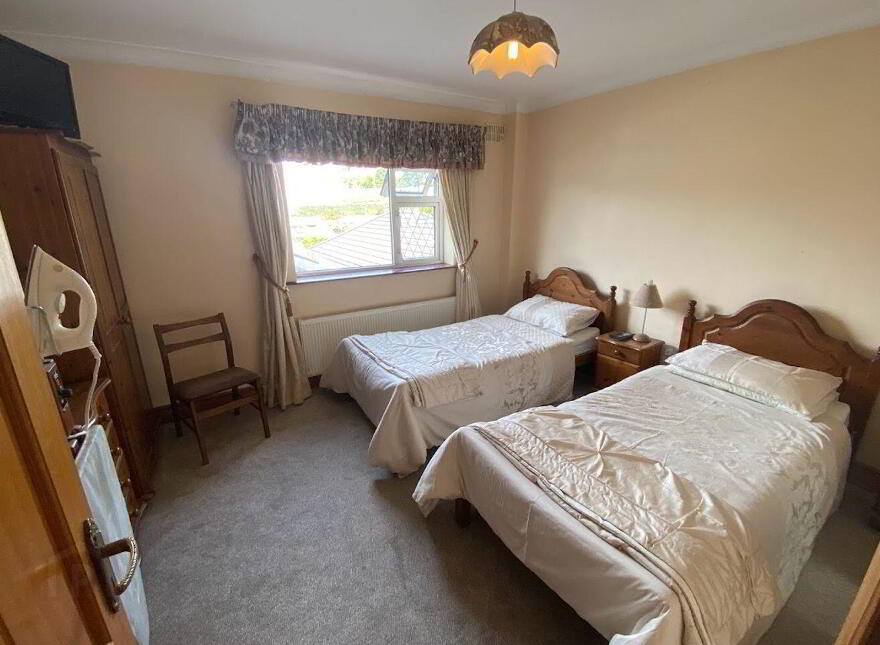 Acorn House Bed And Breakfast, Acorn House, 6 Woodhaven, Merlin, H91VY80