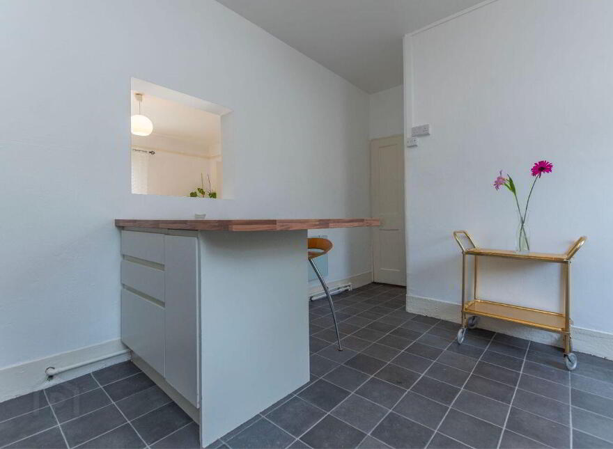 Glandore, Father Griffin Road, Galway City Centre, H91X86H