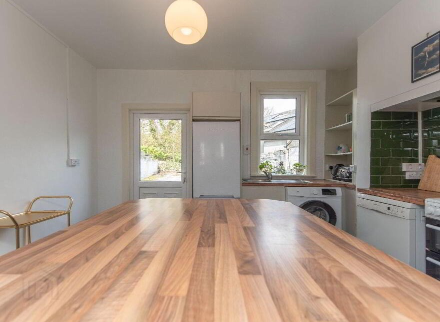 Glandore, Father Griffin Road, Galway City Centre, H91X86H