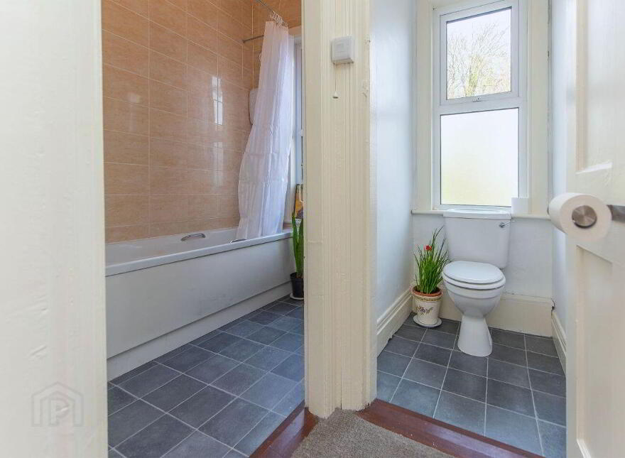 Glandore, Father Griffin Road, Galway City Centre, H91X86H