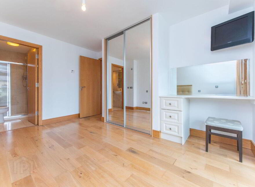 Apartment 9 Crescent Villas, Taylor's Hill, H91WF66