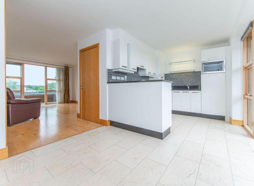 Apartment 9 Crescent Villas, Taylor's Hill, H91WF66