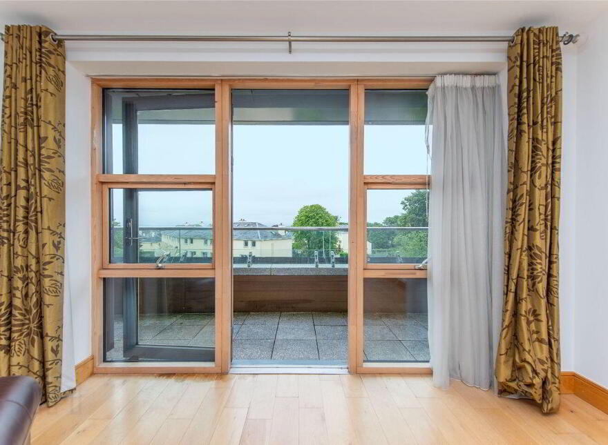 Apartment 9 Crescent Villas, Taylor's Hill, H91WF66