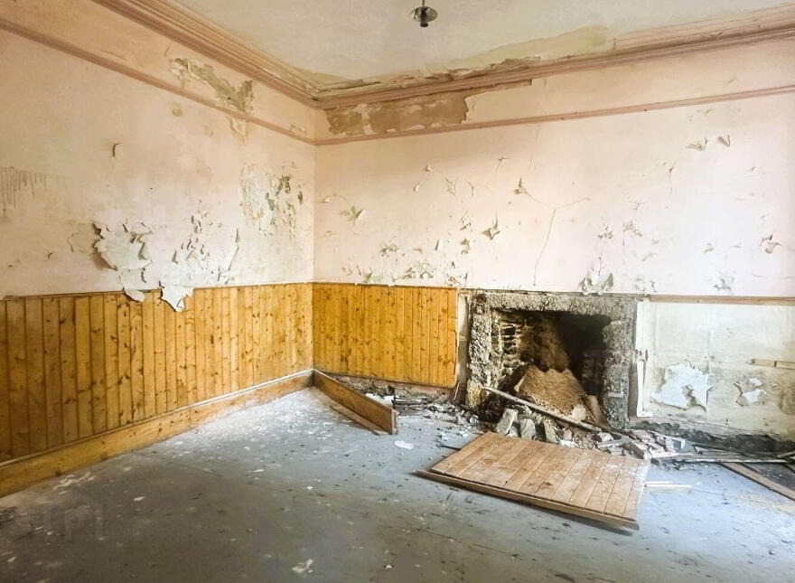 Laurel Hill Avenue, South Circular Road, V94D272