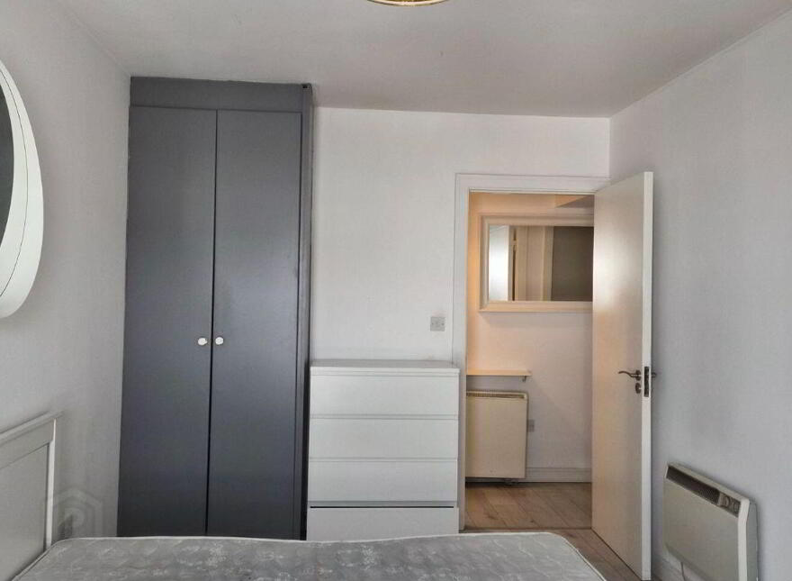 Apartment 16 Gloucester Square, Railway Street, Dublin 1, D01CV96