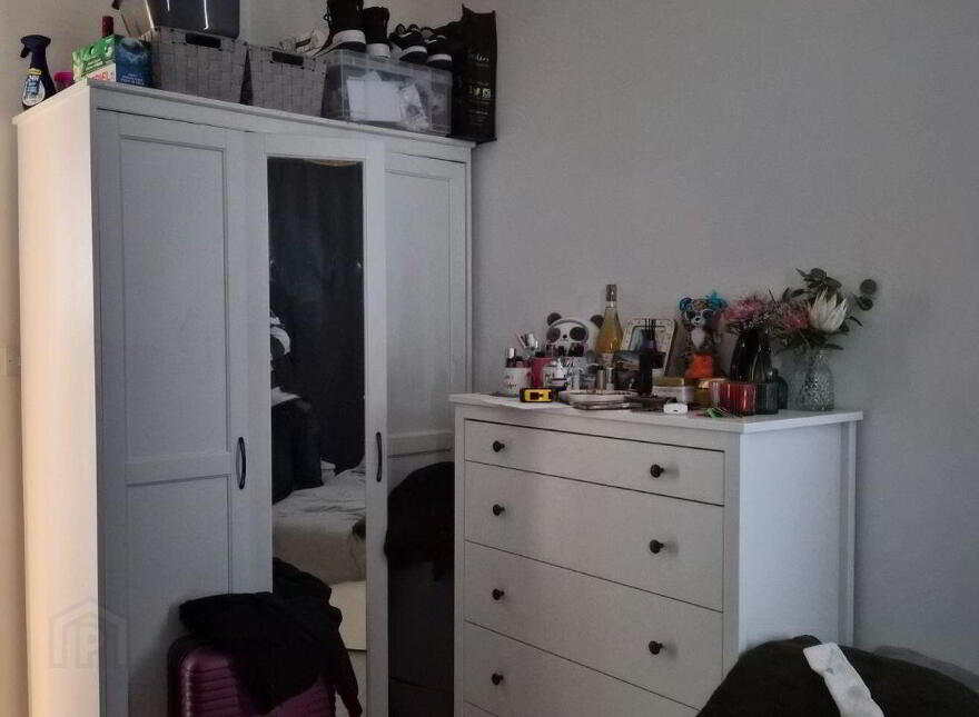 Apartment 16 Gloucester Square, Railway Street, Dublin 1, D01CV96