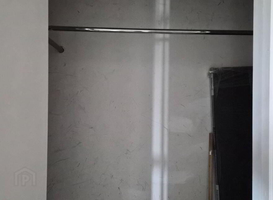 Apartment 25 Gloucester Square, Railway Street, Dublin 1, D01FW31