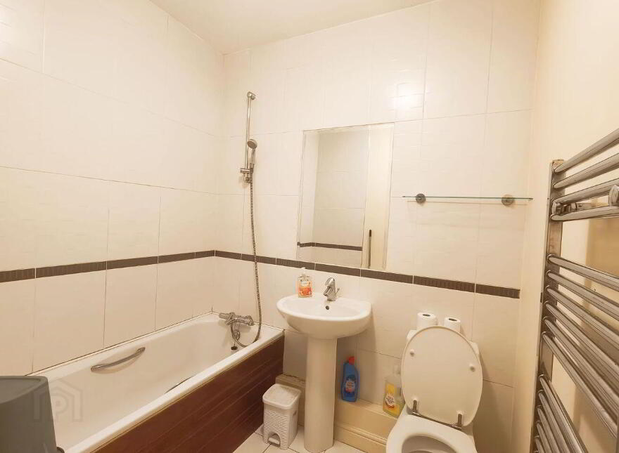 Bracken Hill, Ballinteer, Ballinteer, D18HK20