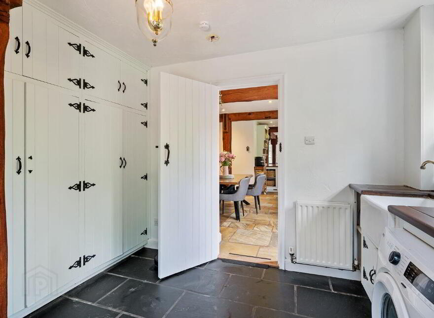 Bramble Lodge, 7 Brookwood, Frenchfurze, Crosshaven, P43Y073