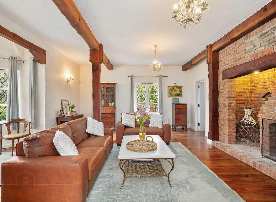 Bramble Lodge, 7 Brookwood, Frenchfurze, Crosshaven, P43Y073