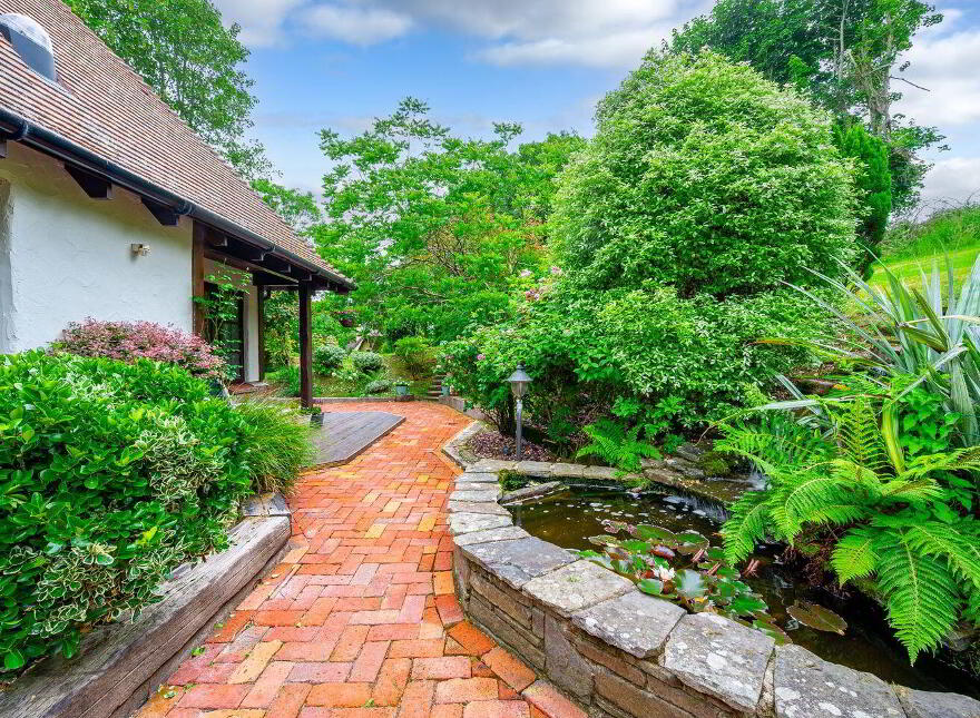 Bramble Lodge, 7 Brookwood, Frenchfurze, Crosshaven, P43Y073