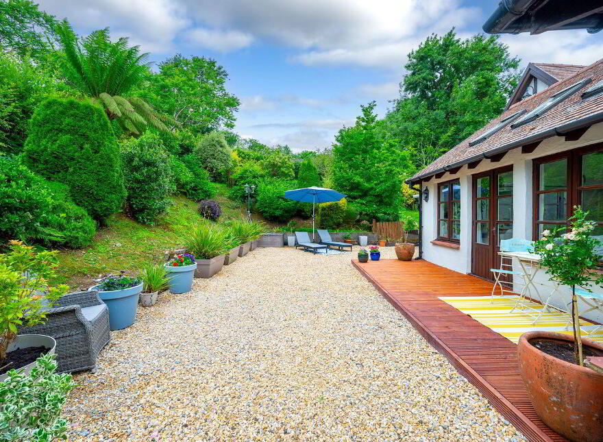 Bramble Lodge, 7 Brookwood, Frenchfurze, Crosshaven, P43Y073
