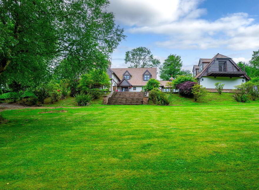 Bramble Lodge, 7 Brookwood, Frenchfurze, Crosshaven, P43Y073