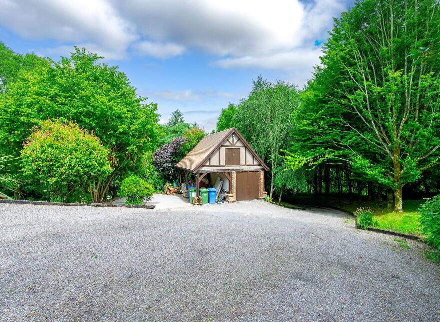 Bramble Lodge, 7 Brookwood, Frenchfurze, Crosshaven, P43Y073