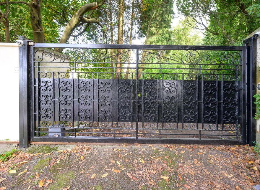 Springmount House, Sunday's Well Road, Sunday's Well, T23V6P9
