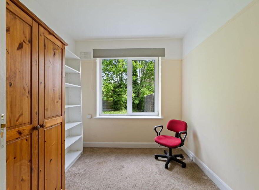 Santa Cruz, 1 Roserie Gardens, Western Road, Cork City Centre, T12TV2F