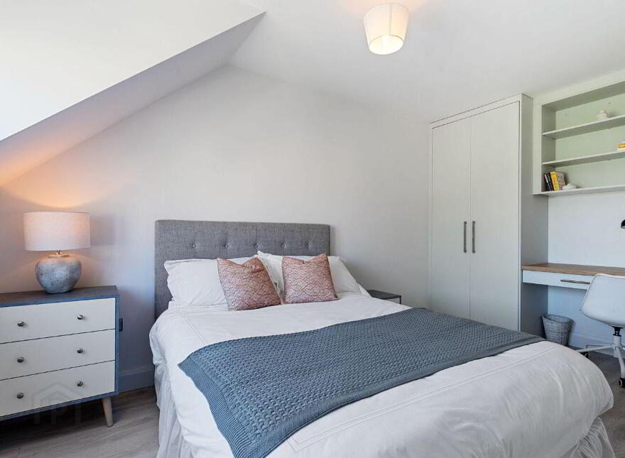 41 Aylesbury, Ballintemple, T12T3YD