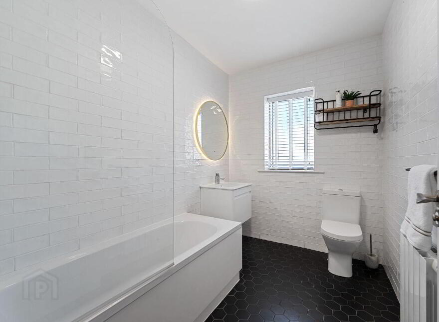 41 Aylesbury, Ballintemple, T12T3YD