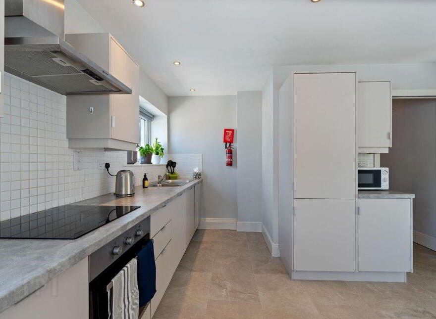 36 Shearwater, Pier Road, Kinsale, P17D326