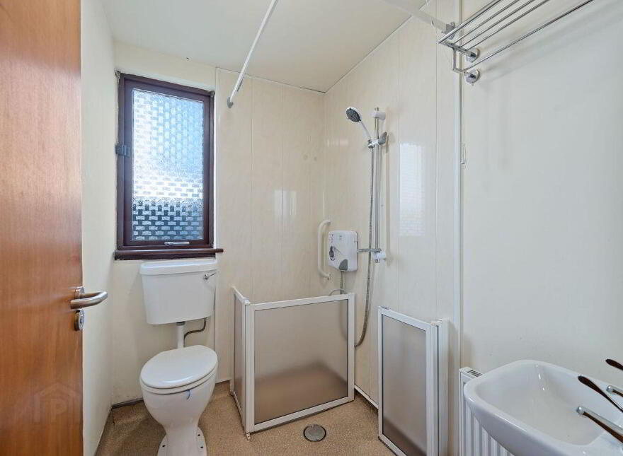Moynoe, 35 Slieve Mish Park, Turners Cross, T12X0E7