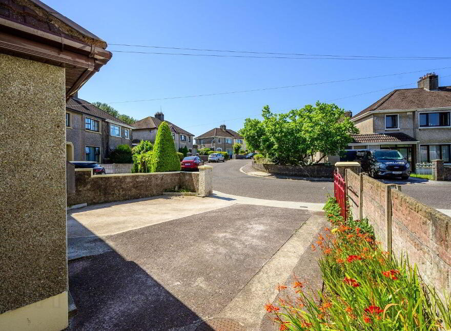 Moynoe, 35 Slieve Mish Park, Turners Cross, T12X0E7