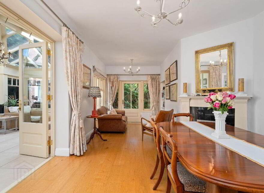The Elms, 30 The Crescent, Beaumont, Blackrock, T12P3Y7