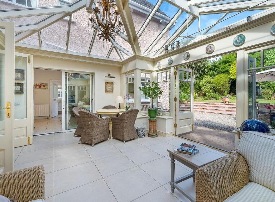 The Elms, 30 The Crescent, Beaumont, Blackrock, T12P3Y7