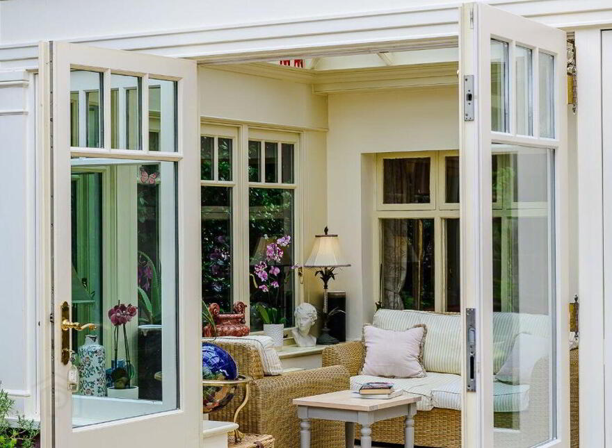 The Elms, 30 The Crescent, Beaumont, Blackrock, T12P3Y7