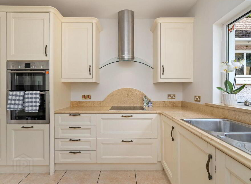 The Elms, 30 The Crescent, Beaumont, Blackrock, T12P3Y7