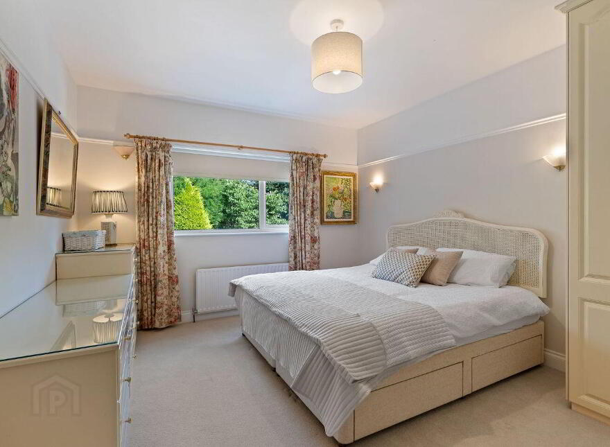 The Elms, 30 The Crescent, Beaumont, Blackrock, T12P3Y7