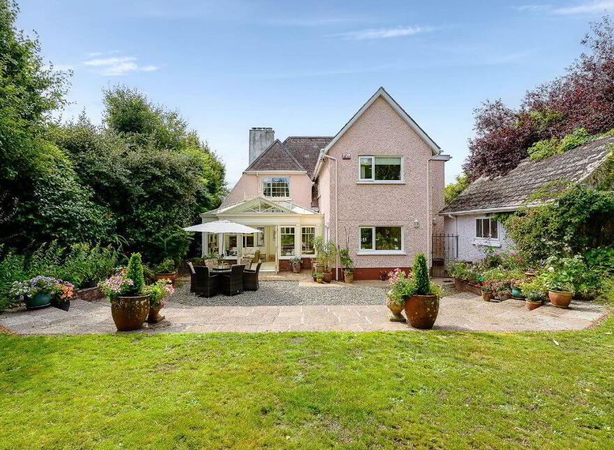 The Elms, 30 The Crescent, Beaumont, Blackrock, T12P3Y7
