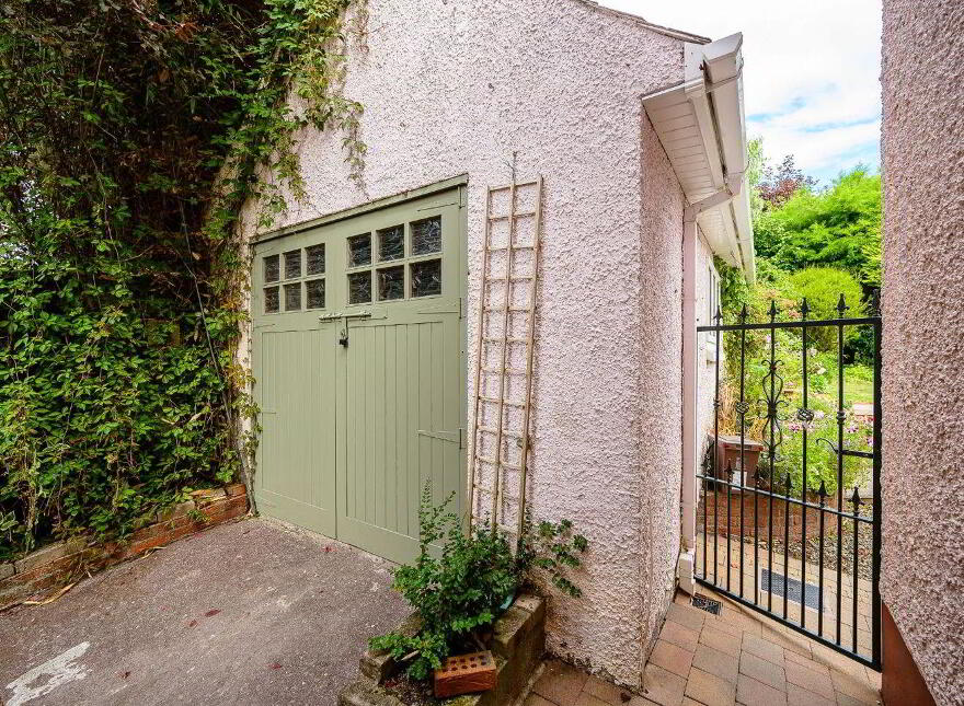 The Elms, 30 The Crescent, Beaumont, Blackrock, T12P3Y7
