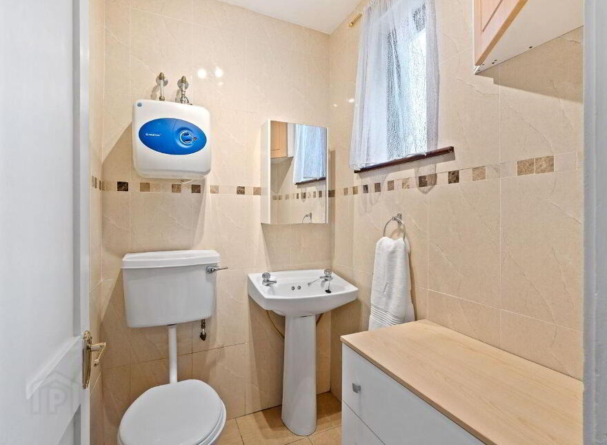 56 Capwell Road, Turners Cross, T12R6C7