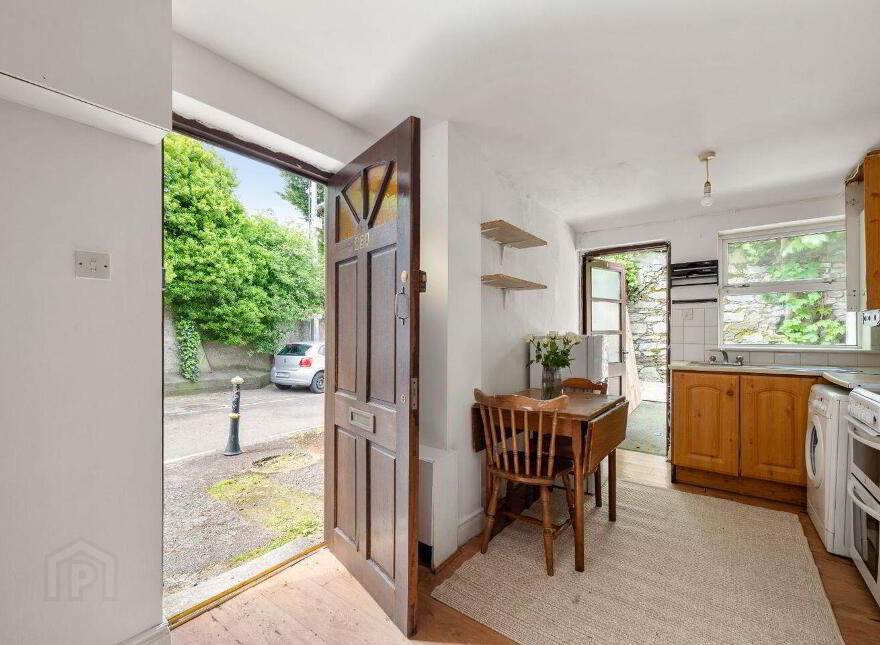 89a Barrack Street, Cork City Centre, Cork City Centre, T12FF9N