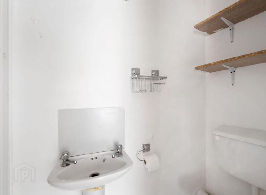 89a Barrack Street, Cork City Centre, Cork City Centre, T12FF9N