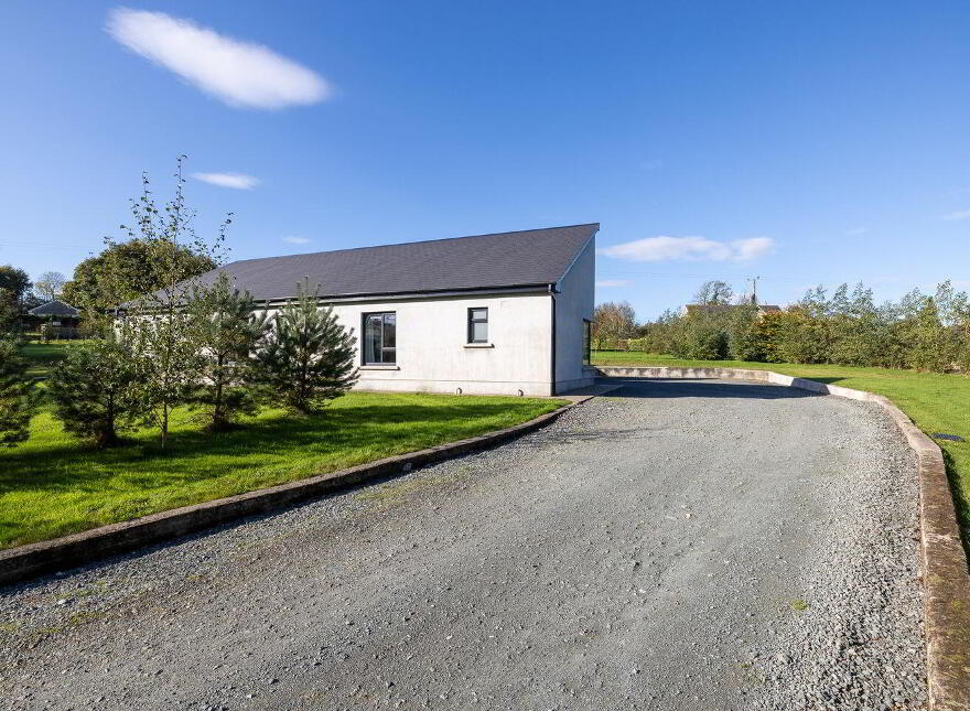 Newtown Commons, New Ross, Y34KA97