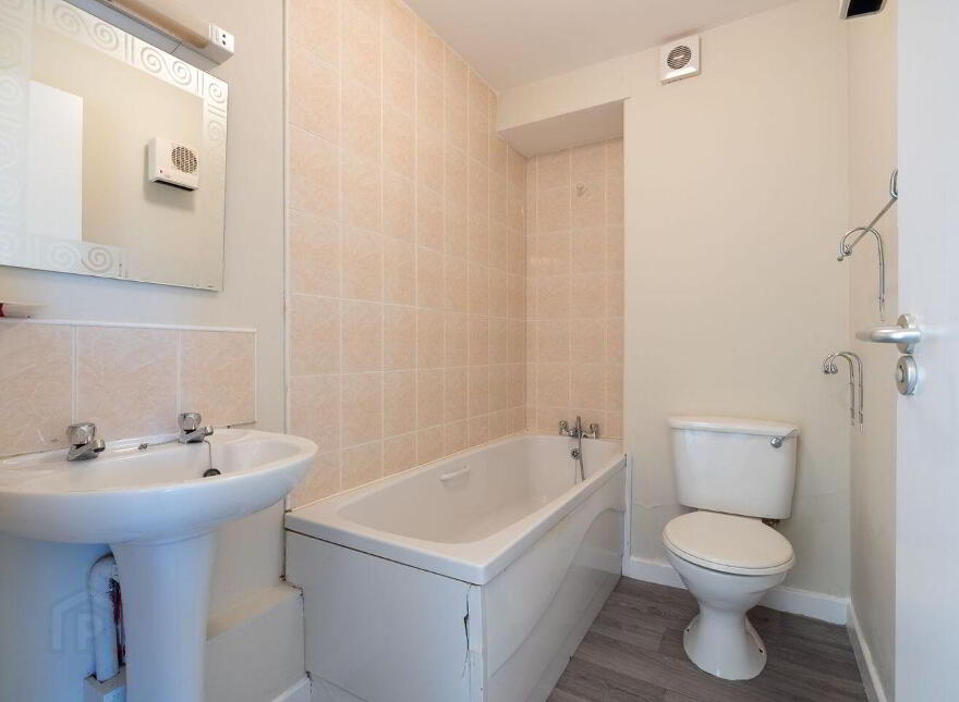 32 Goodtide Harbour, Batt Street, Wexford Town, Y35TF31