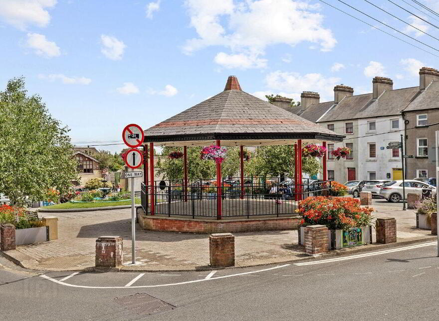 1b Saint Peter's Square, Wexford Town, Y35V2D7
