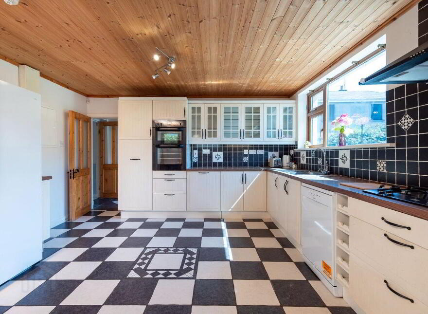 Shell Cottage, Blackwater, Y21YT38