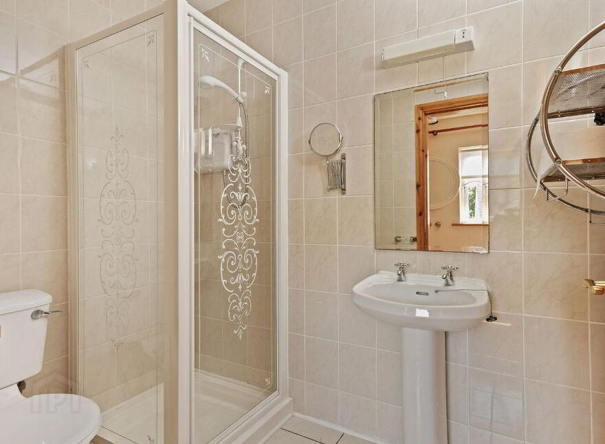 9 Laurel Grove, Tagoat, Y35C652