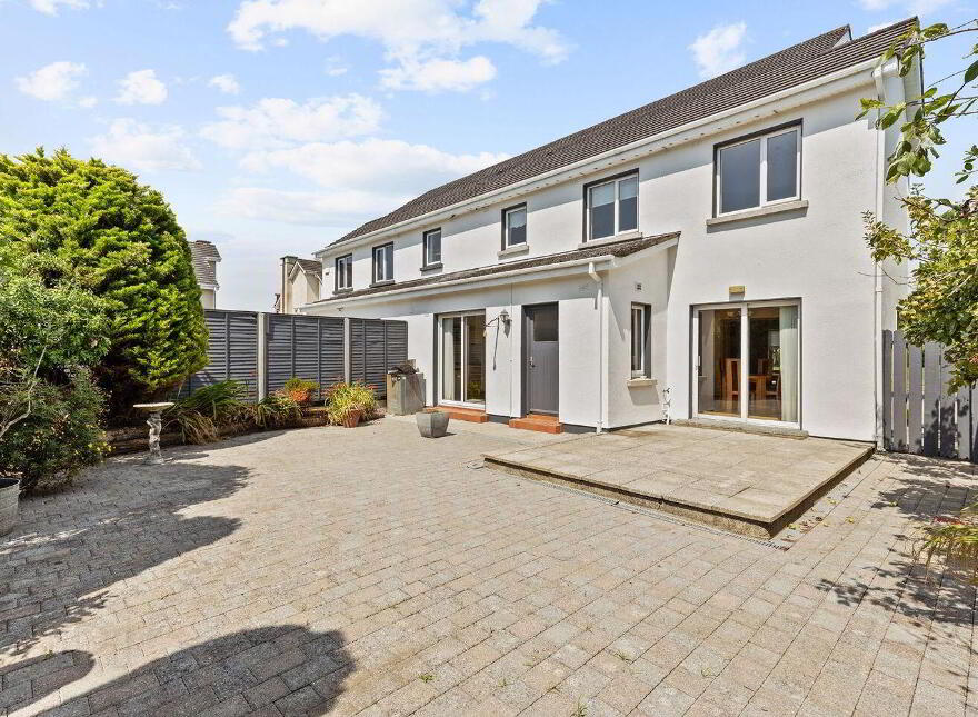 9 Laurel Grove, Tagoat, Y35C652