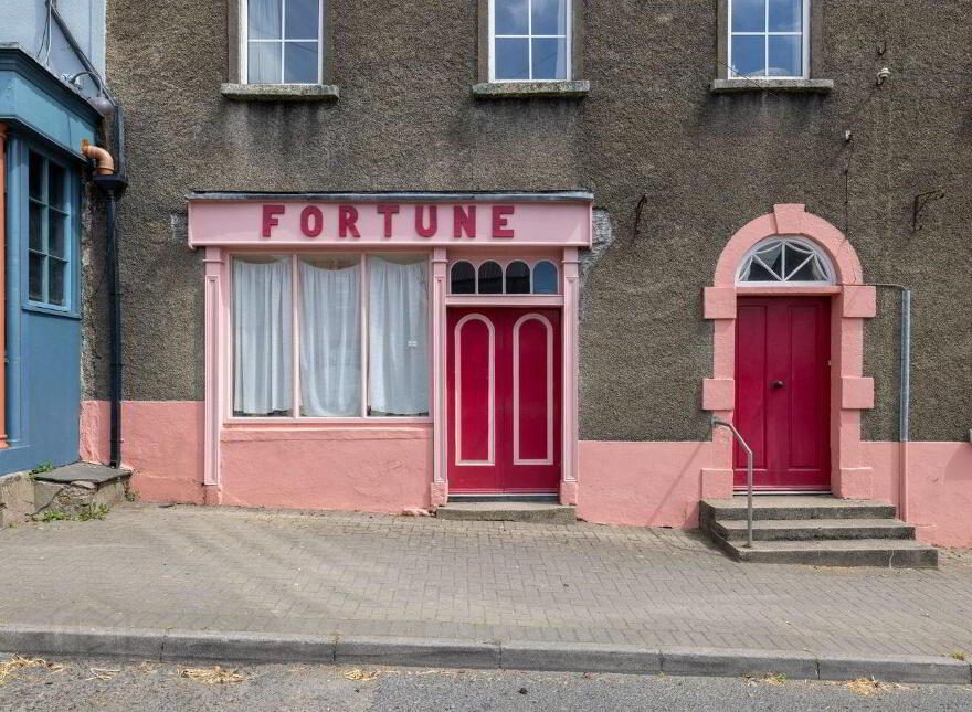 Main Street, Taghmon, Y35F8XV
