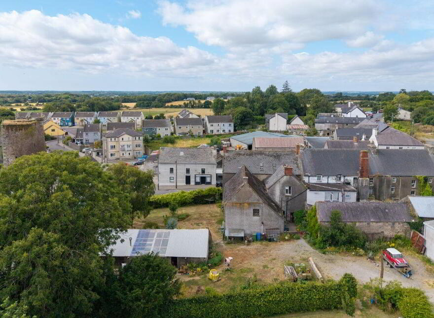 Main Street, Taghmon, Y35F8XV