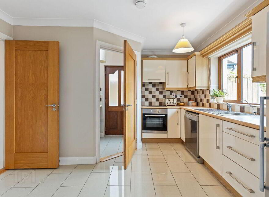 8 Whiterock Drive, Whitebrook, Whiterock, Y35R7F4