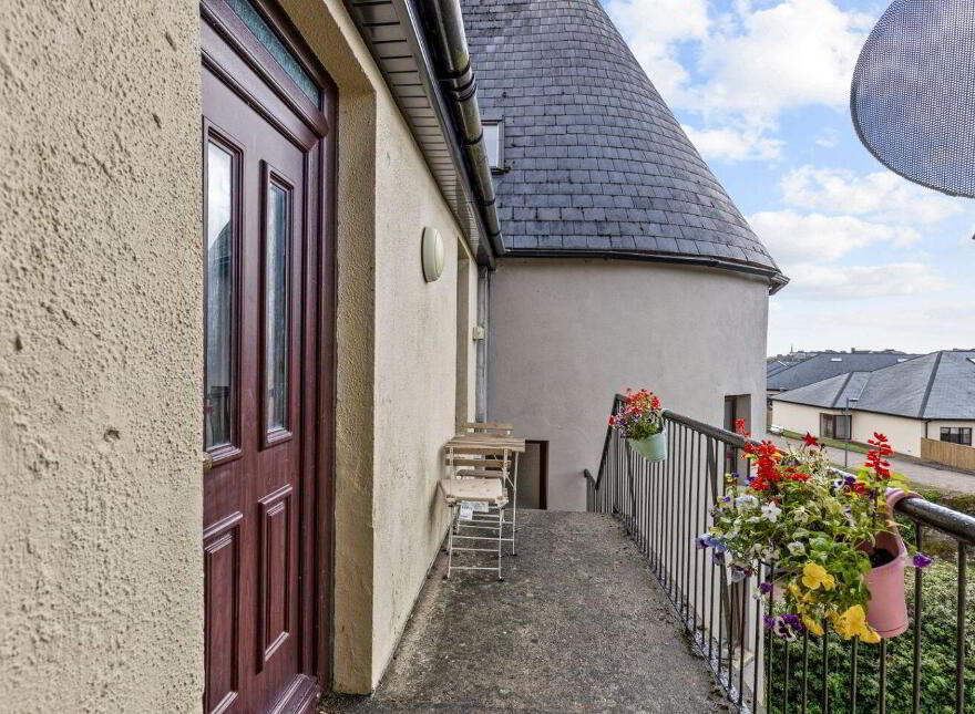 28 Priory House, Priory Hall, Wexford Town, Y35A661