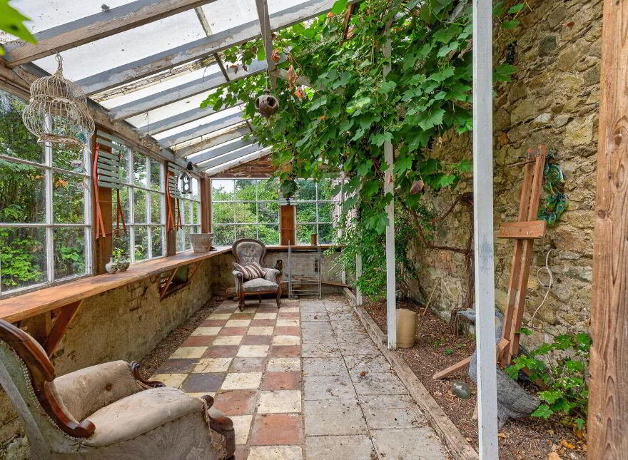 The Old Rectory, Horetown Glebe, Deerpark, Foulksmills, Y35W016