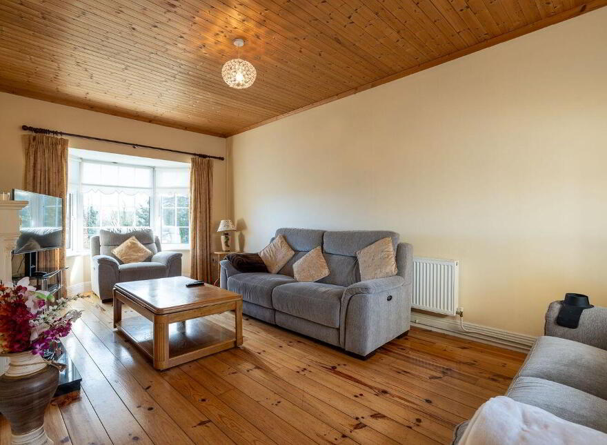 Barntown, Barntown, Y35PY99