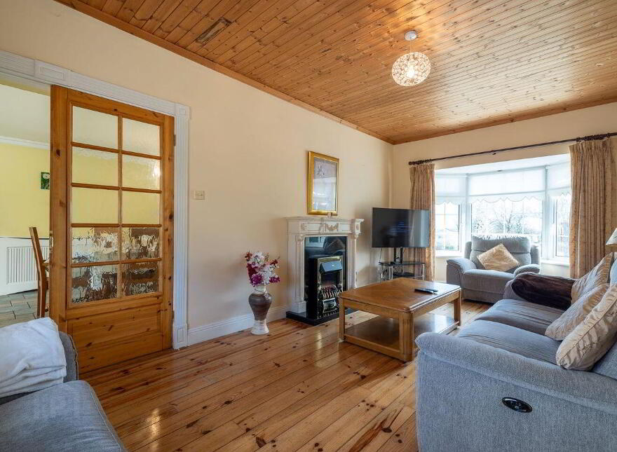 Barntown, Barntown, Y35PY99