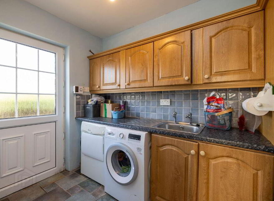 Barntown, Barntown, Y35PY99