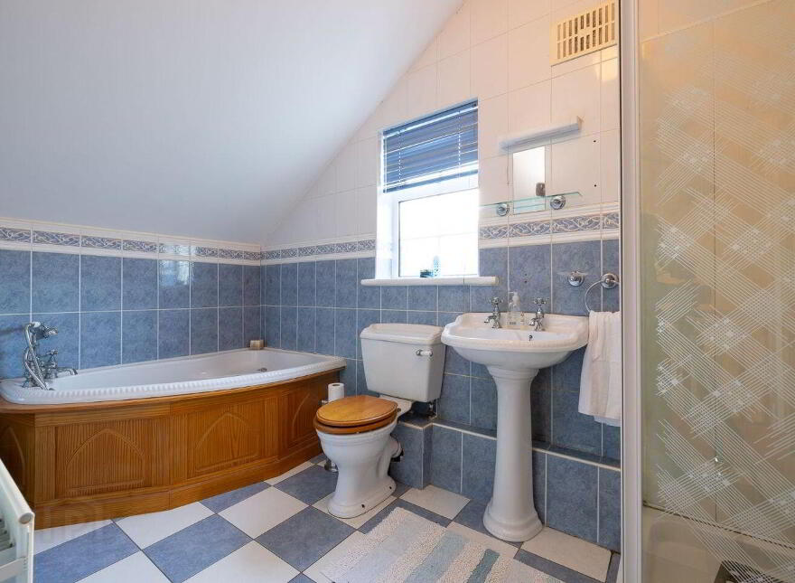 Barntown, Barntown, Y35PY99